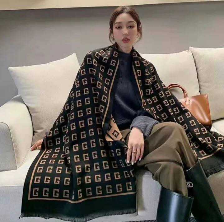 Women’s Brown & Black Geometric Winter Scarf – Soft Warm Shawl Wrap
