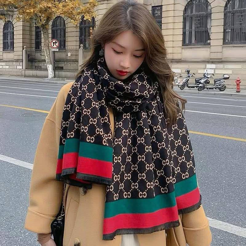 Winter Women's Fashionable Scarf with Luxurious Shawls Warm Print Letters Large Size