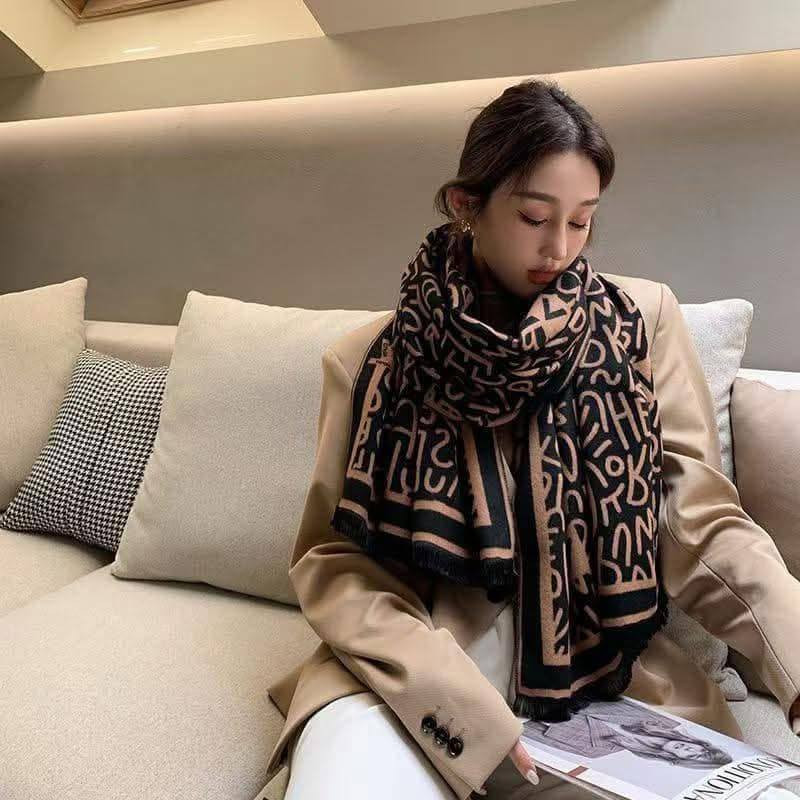 Women’s Brown & Black Geometric Winter Scarf – Soft Warm Shawl Wrap