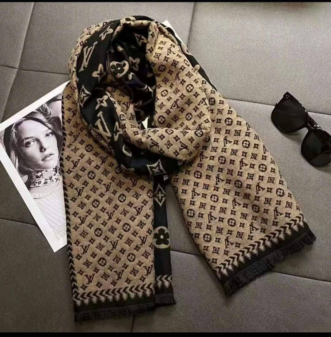 Women’s Brown & Black Geometric Winter Scarf – Soft Warm Shawl Wrap